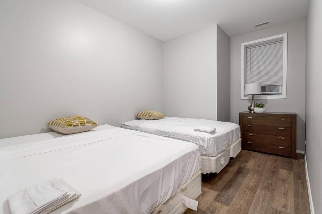Suite 1 On Southport 4 Queen Beds 시카고 외부 사진